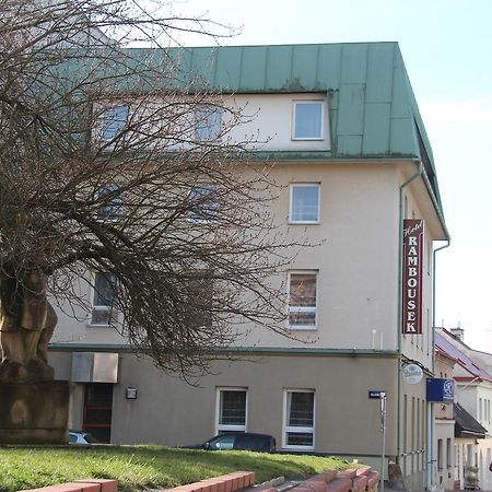 Hotel Rambousek Nové Město nad Metují エクステリア 写真