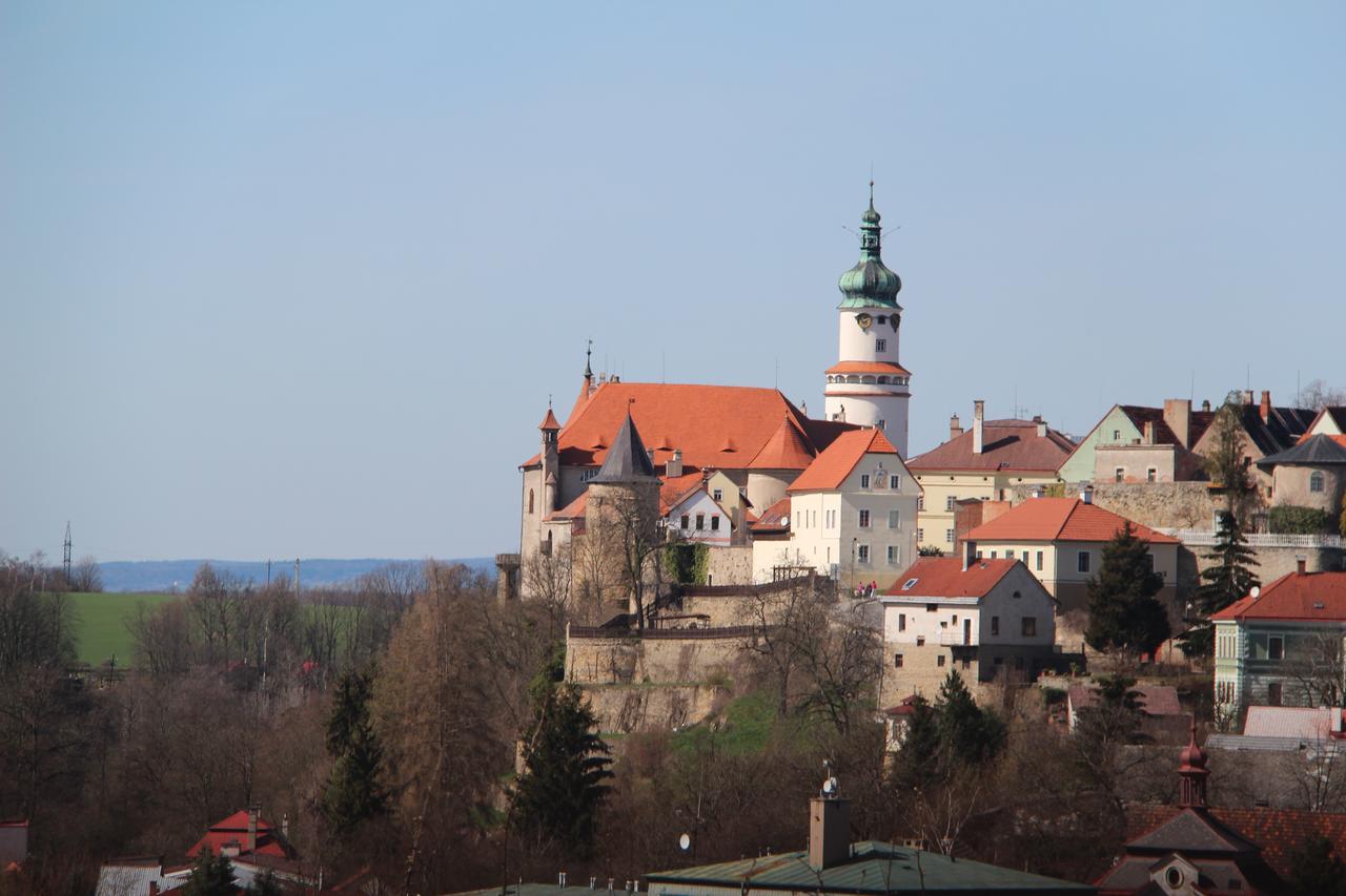 Hotel Rambousek Nové Město nad Metují エクステリア 写真